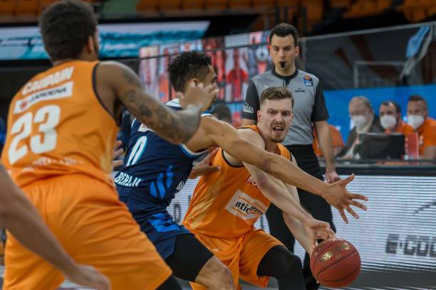 台上的价值 台上的价值